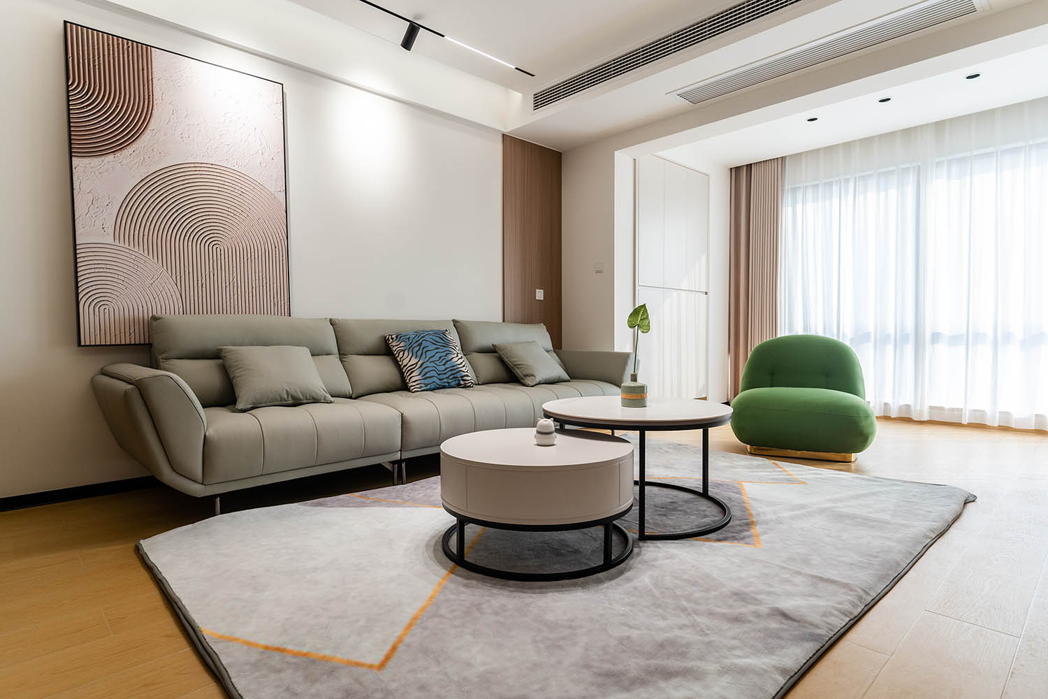 株洲家博整裝株洲中海譽(yù)園125㎡現(xiàn)代奶油風(fēng)格裝修案例賞析